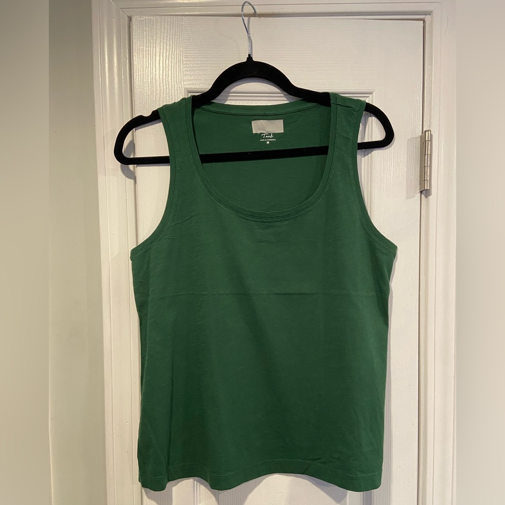 NWOT J. Crew Size M Green Scoop Neck Split Hem Relaxed Fit Slub Cotton Tank Top